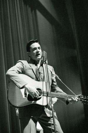 Walk The Line-19-300-Johnny Cash